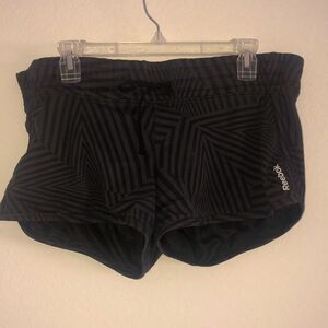 Reebok running shorts pull string black size8